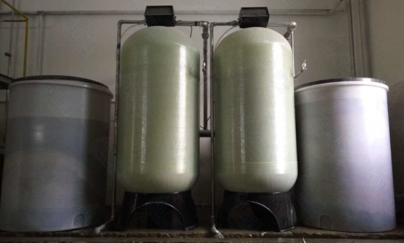 鍋爐軟水器,鍋爐軟化水裝置,離子交換器,鍋爐軟化水設(shè)備10噸/每小時(shí)-康津KJ-KF-E2-900（美國富萊克控制閥2850#6）